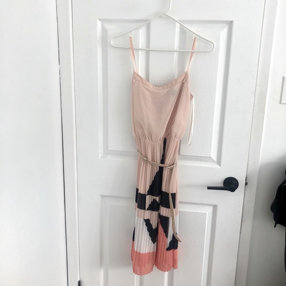 French Connect Size 4 Flared Dress - Picture 5 of 7